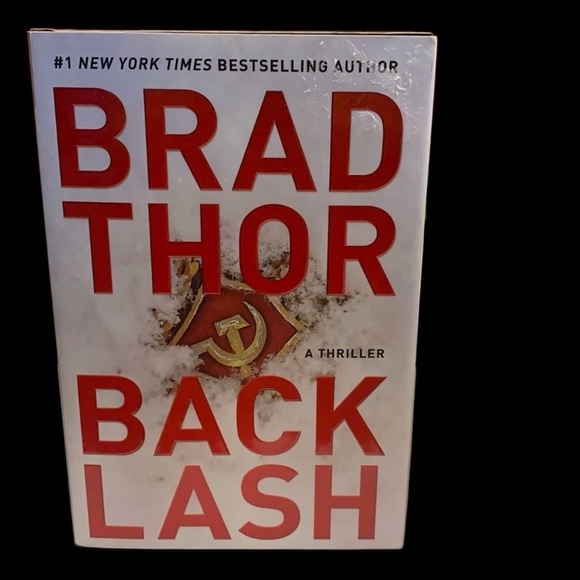 2/$25 espionage. Backlash Brad Thor suspense book - Picture 1 of 5